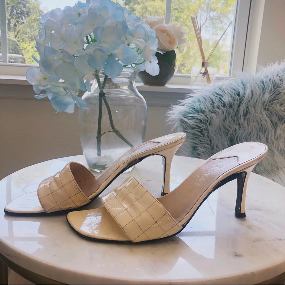 Chanel sandals 38 1/2 - Picture 2 of 5